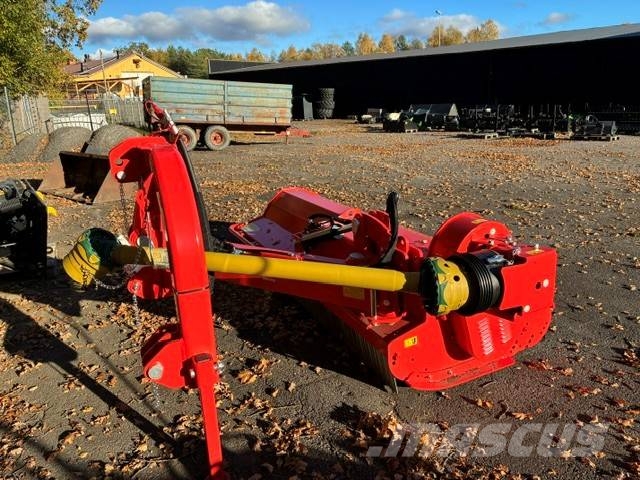 Maschio Giraffa XXL 260 HD Газонні і лукові косилки