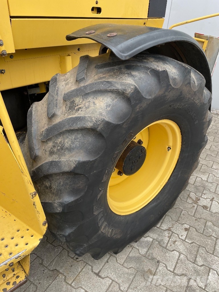 New Holland FX 375 Selvdrevne fôrhøstere