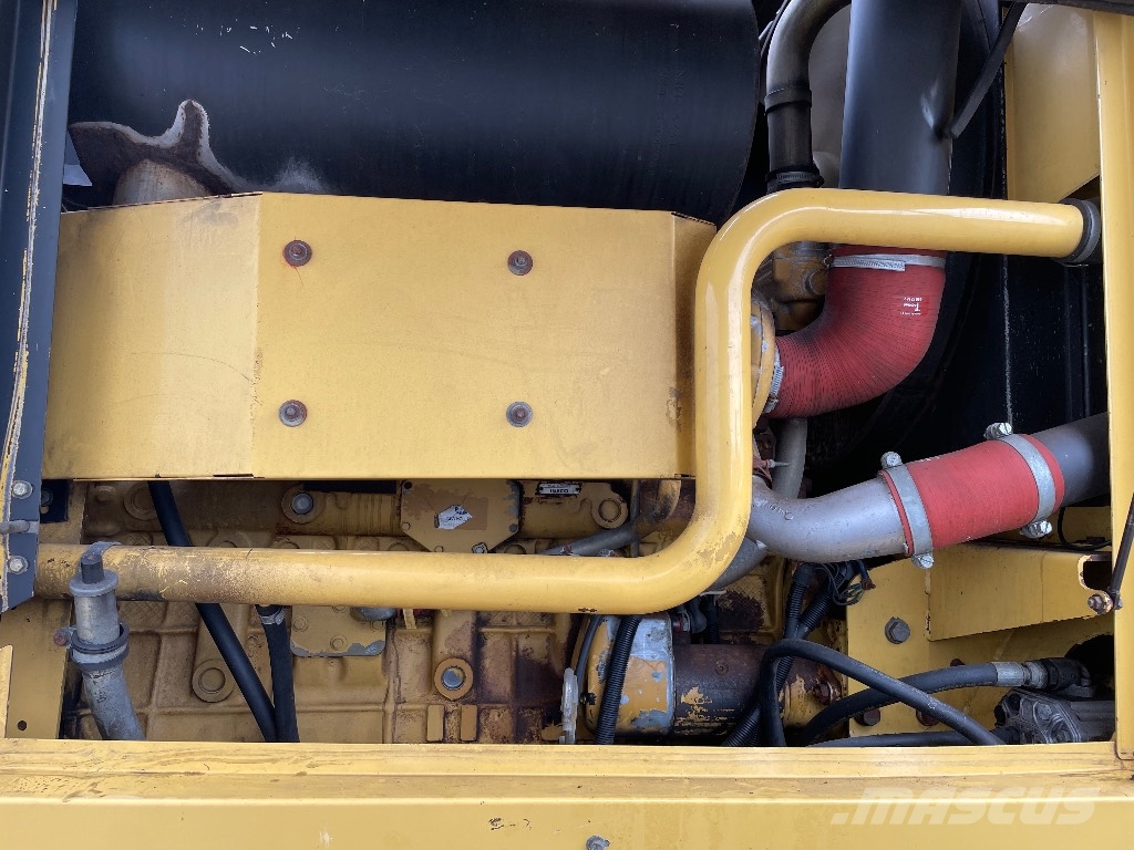 New Holland FX 375 Selvdrevne fôrhøstere