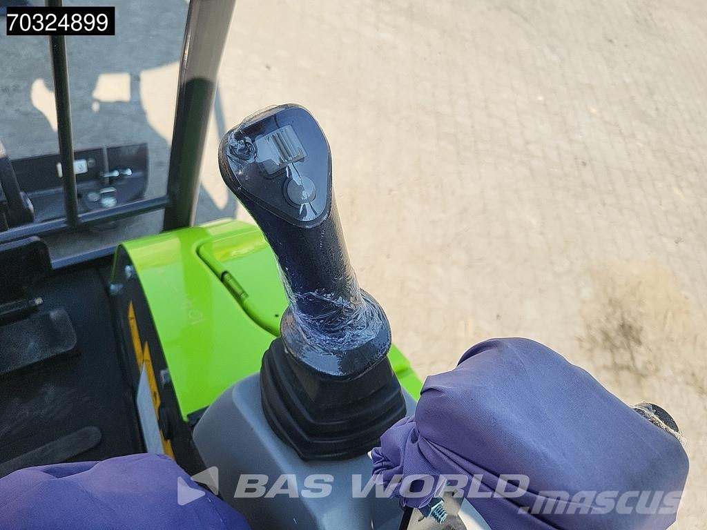 Zoomlion ZE18 GU KUBOTA ENGINE - CW / 3 BUCKETS - CE CERTIF Mini kotrók < 7t
