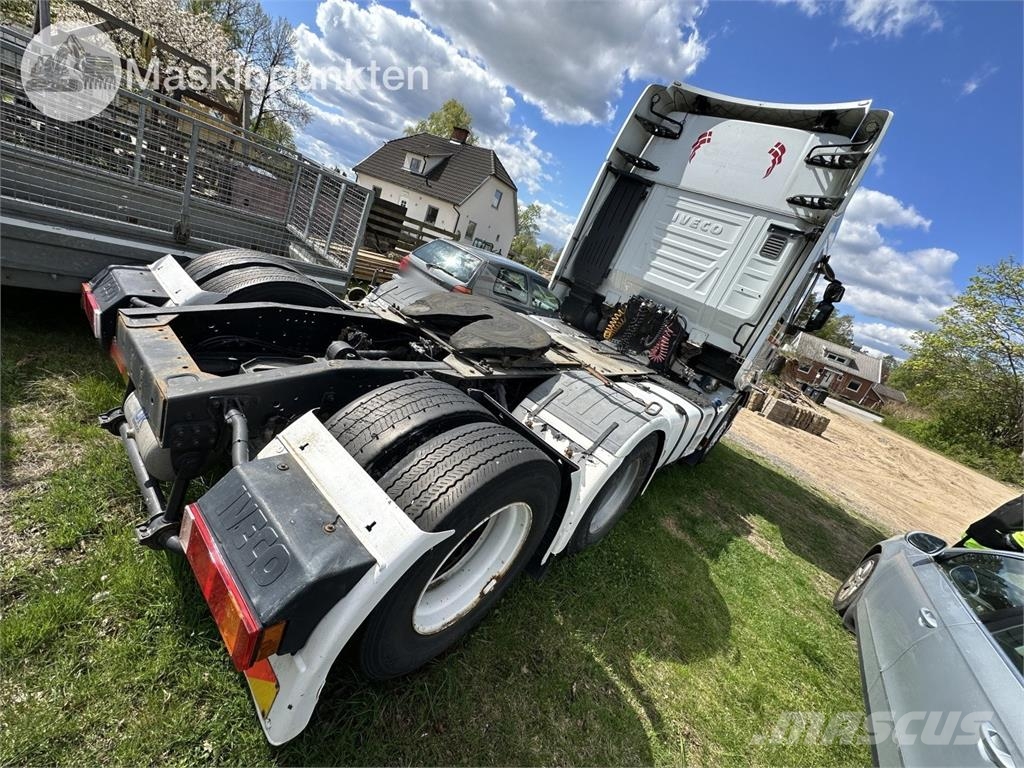 Iveco Stralis Artic Tractor Units