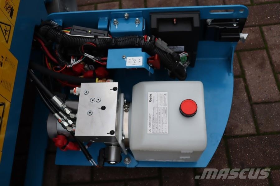 Genie GS1330M Valid inspection, *Guarantee! All-Electric Schaarhoogwerkers