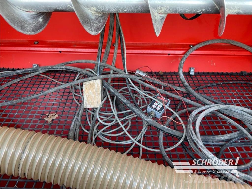 Kuhn MAXIMA + FRONTTANK Enkornssåmaskiner