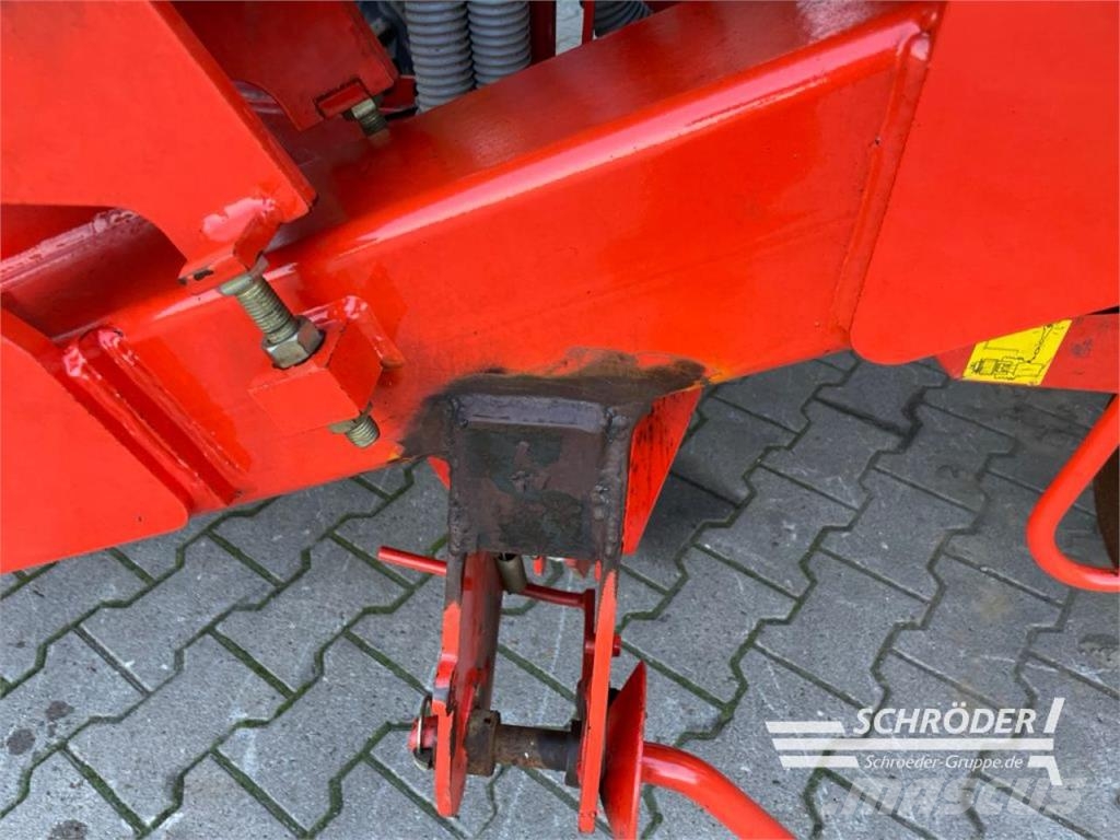 Kuhn MAXIMA + FRONTTANK Enkornssåmaskiner