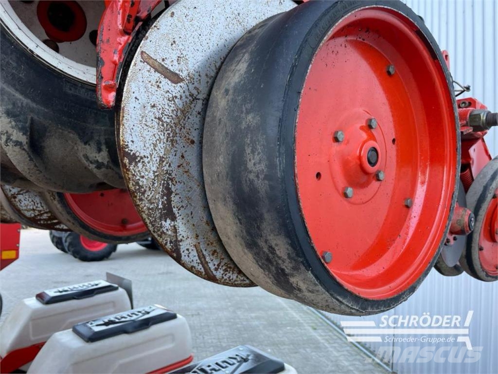 Kuhn MAXIMA + FRONTTANK Enkornssåmaskiner