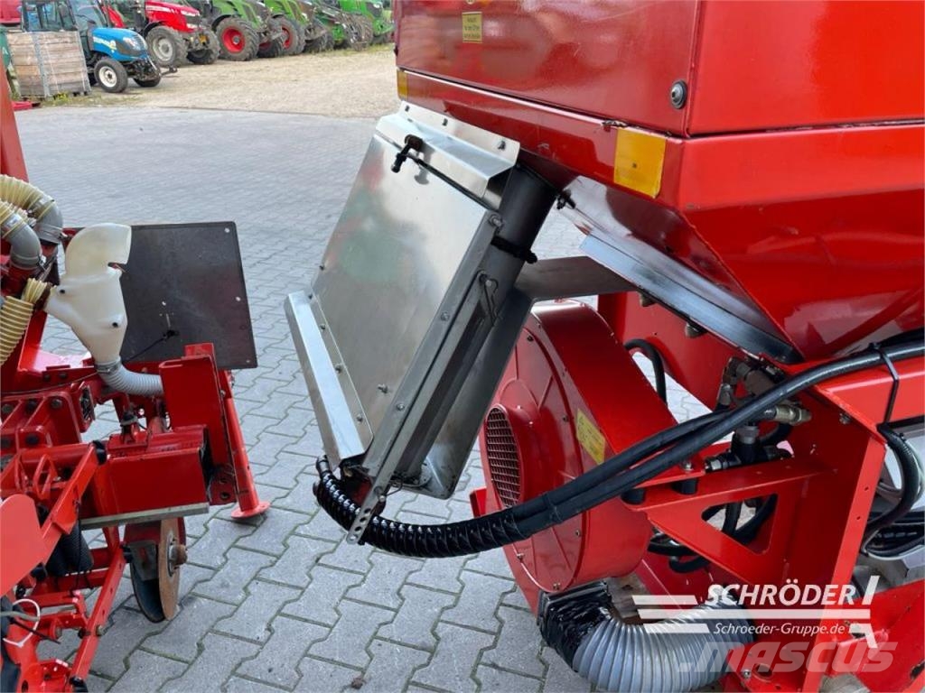 Kuhn MAXIMA + FRONTTANK Enkornssåmaskiner