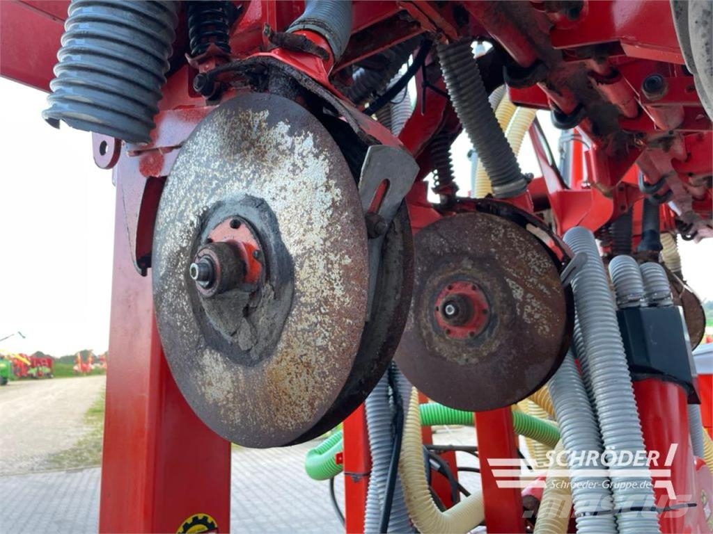 Kuhn MAXIMA + FRONTTANK Enkornssåmaskiner