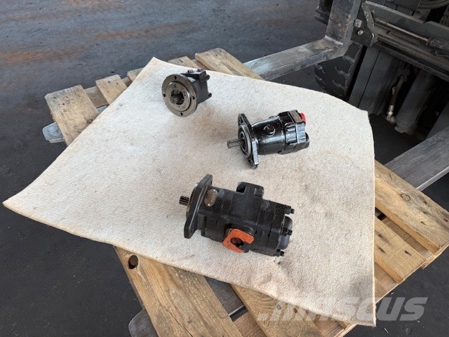 CNH NEW HYDRAULIC PUMP 3 PCS COMPLET Hidraulika