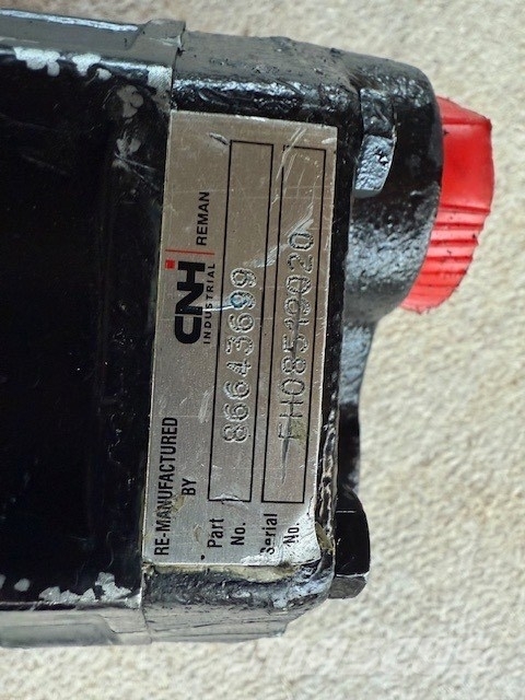 CNH NEW HYDRAULIC PUMP 3 PCS COMPLET Hidraulika