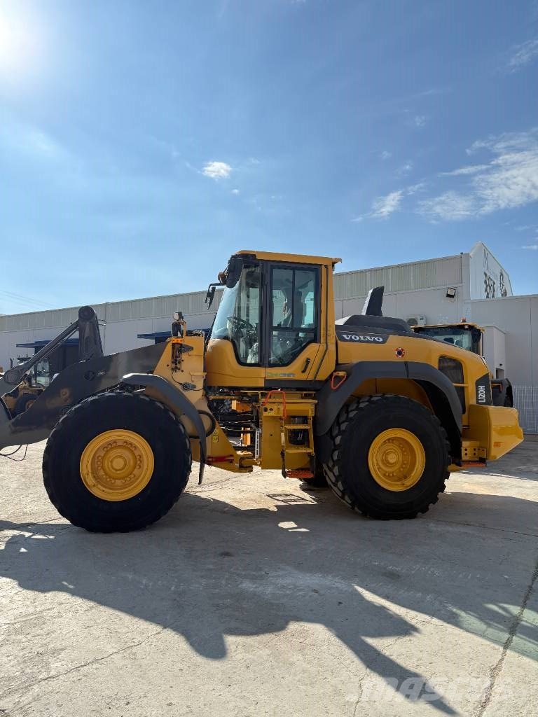 Volvo L 120 H Rataslaadurid