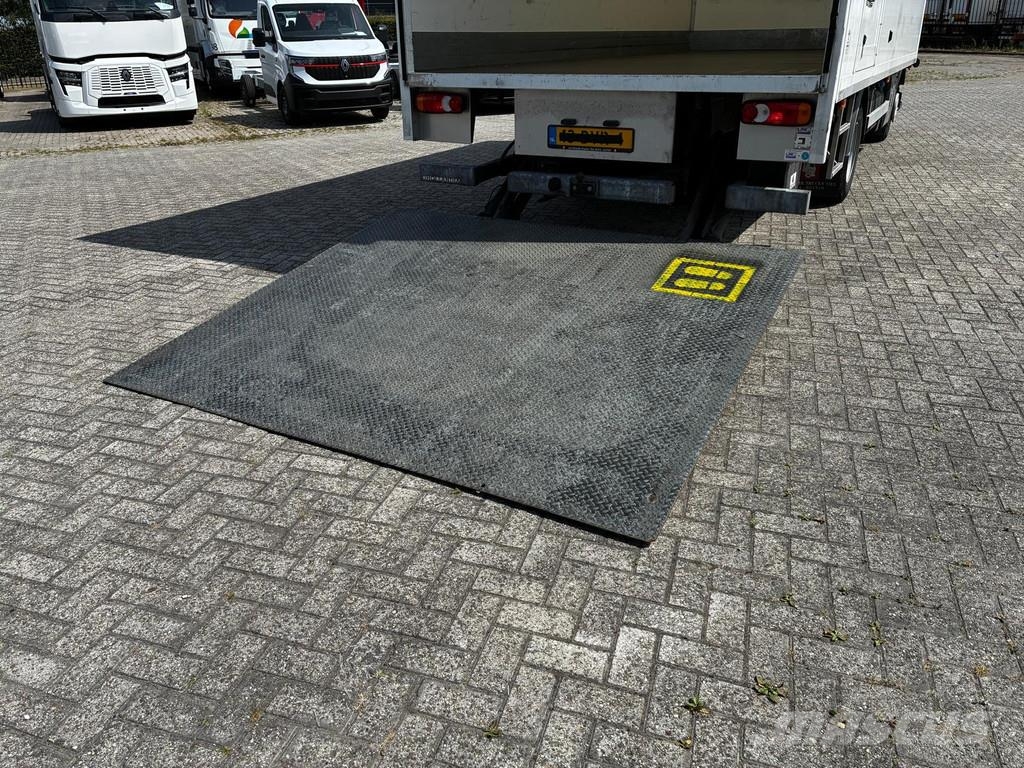 Renault D 12 240 DTI 5, Low, Euro 6, 4x2, Camiones con caja de remolque