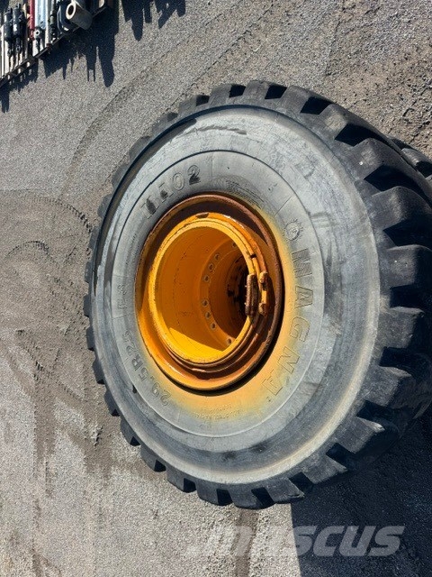 Volvo A 40 G USED WHEEL COMPLET 6 PCS 29.5-25 Kloubové dempry