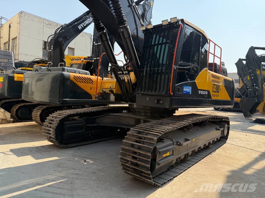 Volvo EC 380 D 3000 units excavators in stock Raupenbagger
