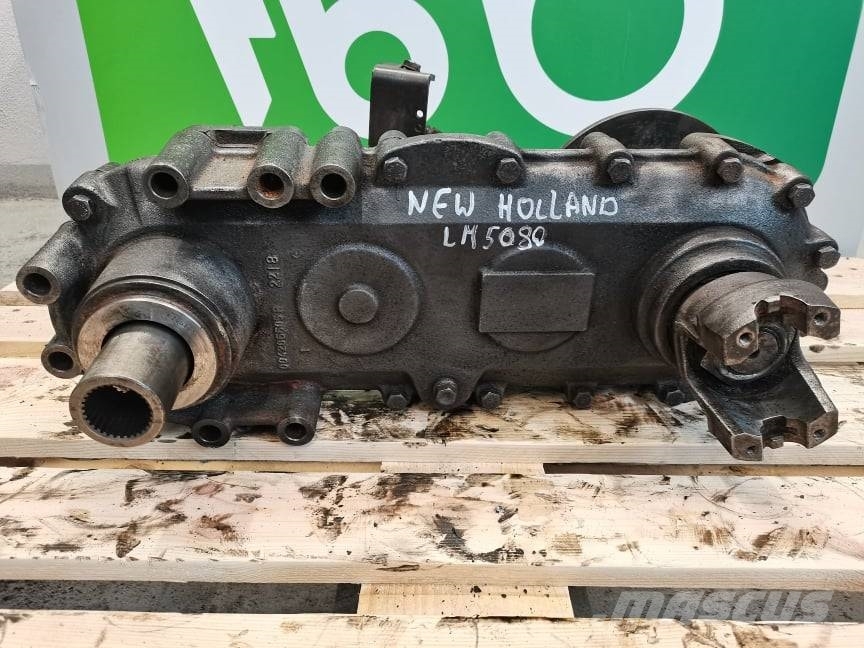 New Holland LM 5080 {Spicer 87530825} intermediate gearbox Girkasse