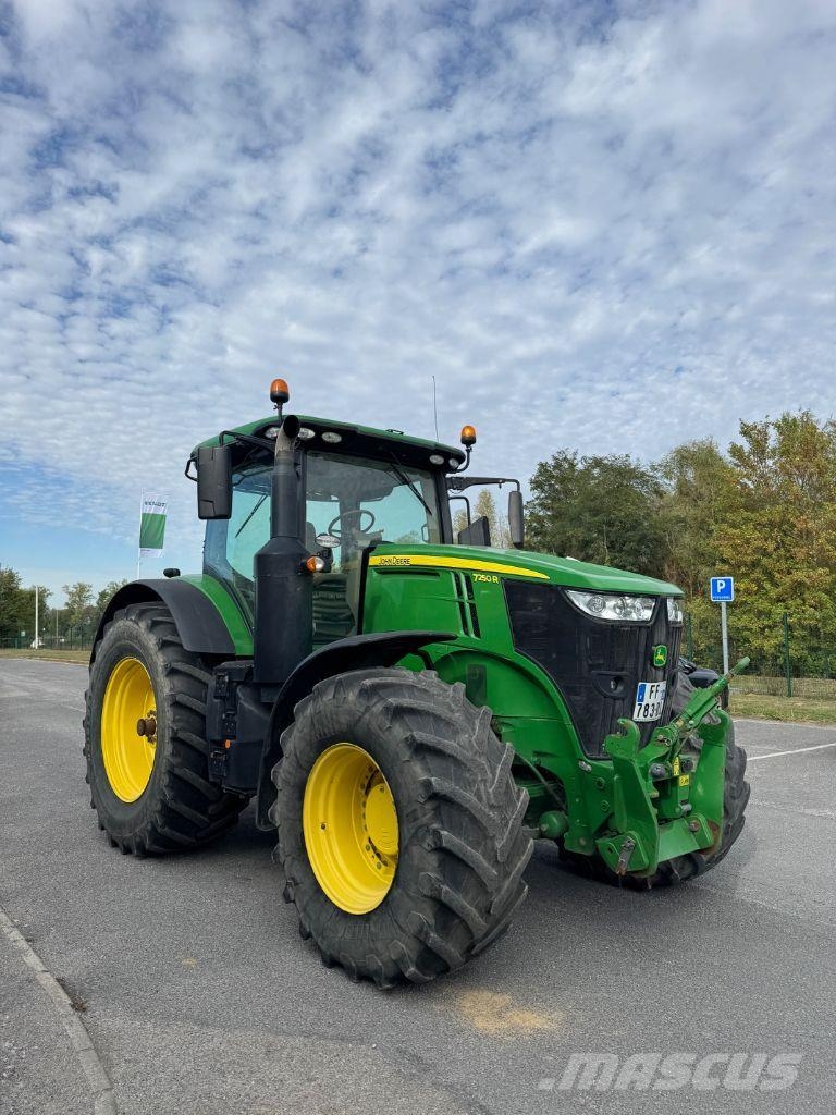 John Deere 7250R Tractors