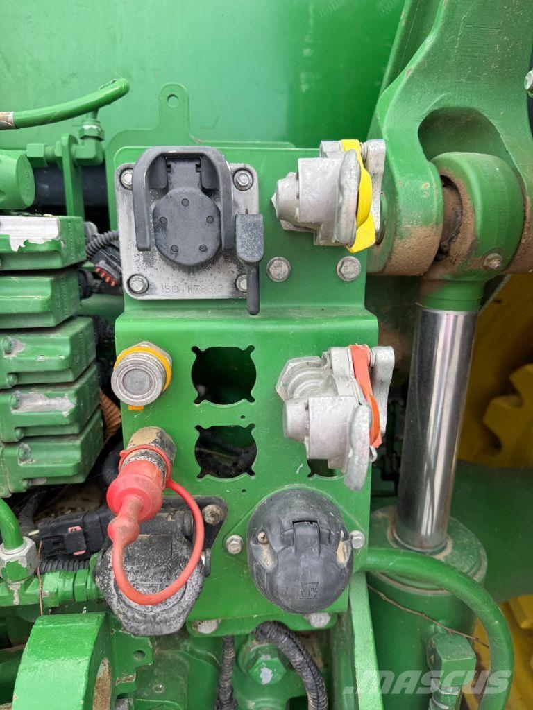 John Deere 7250R Tractors
