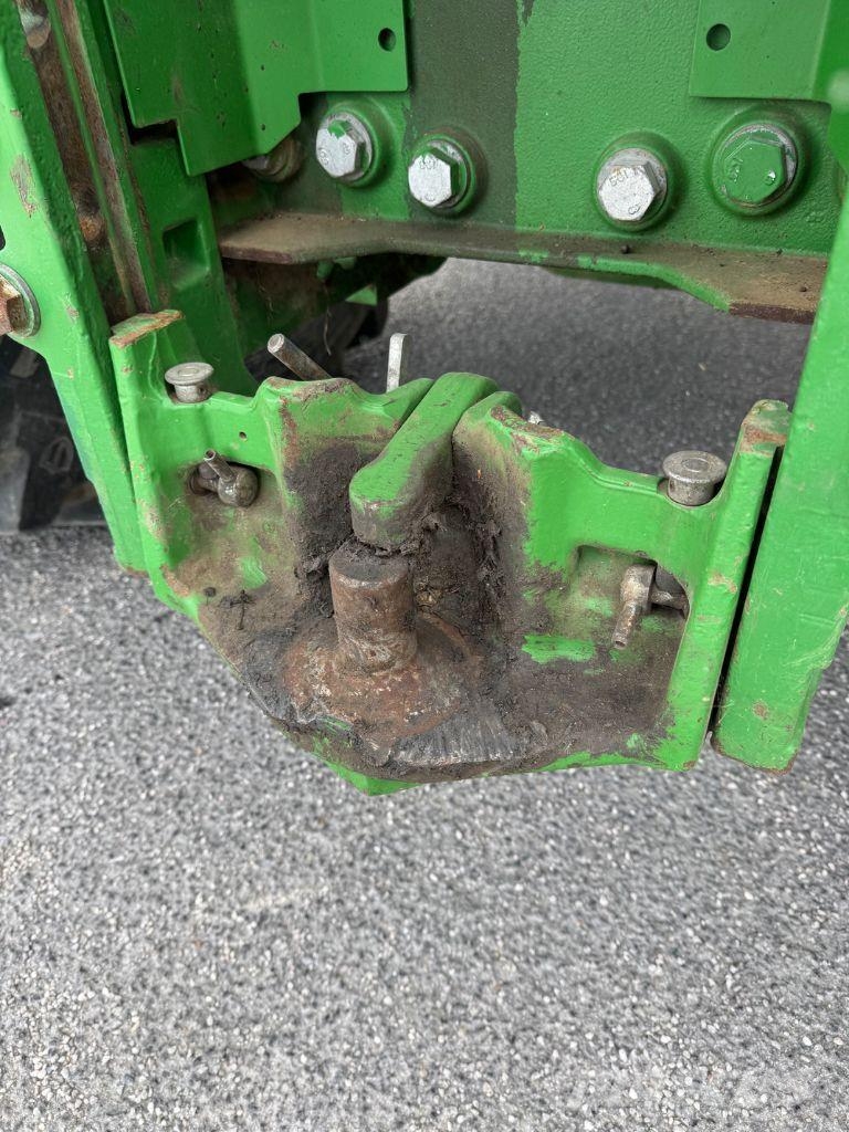 John Deere 7250R Tractors