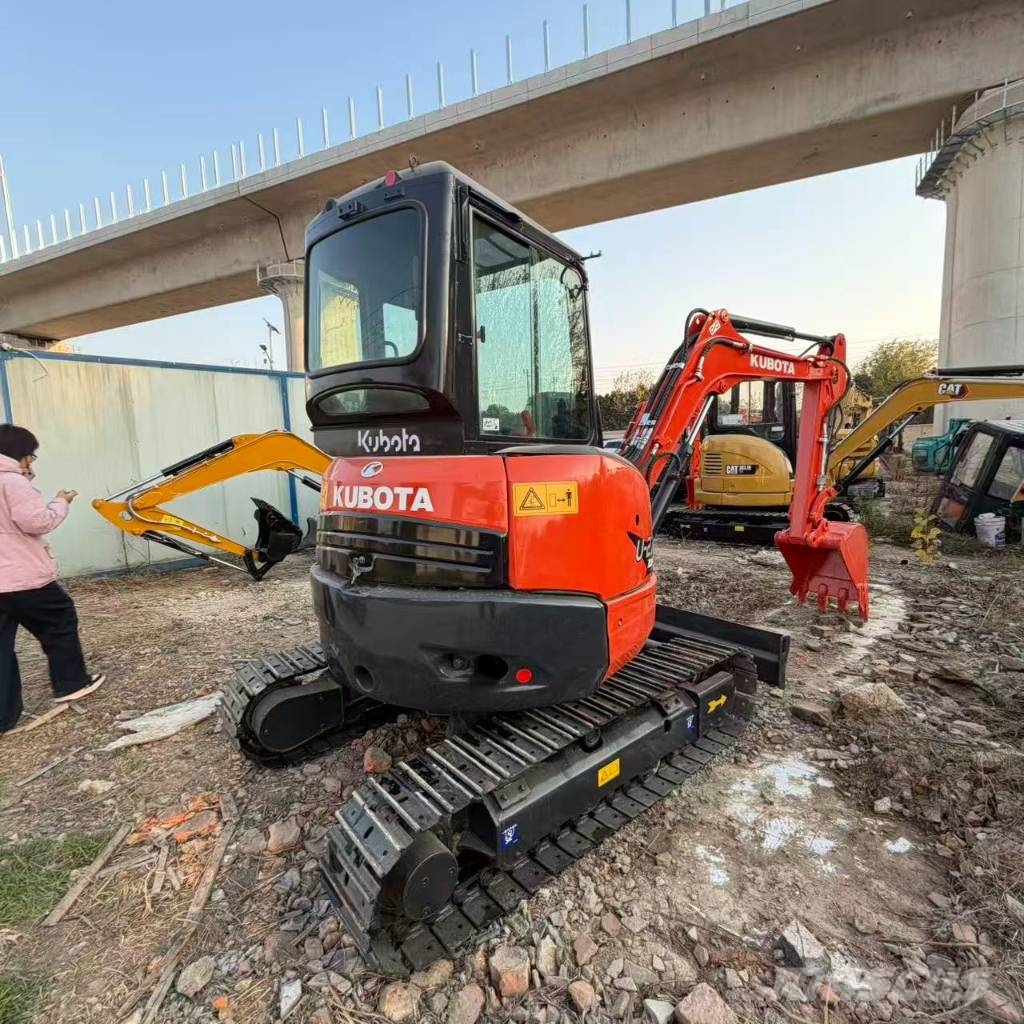Kubota U 27 Minigravere <7t