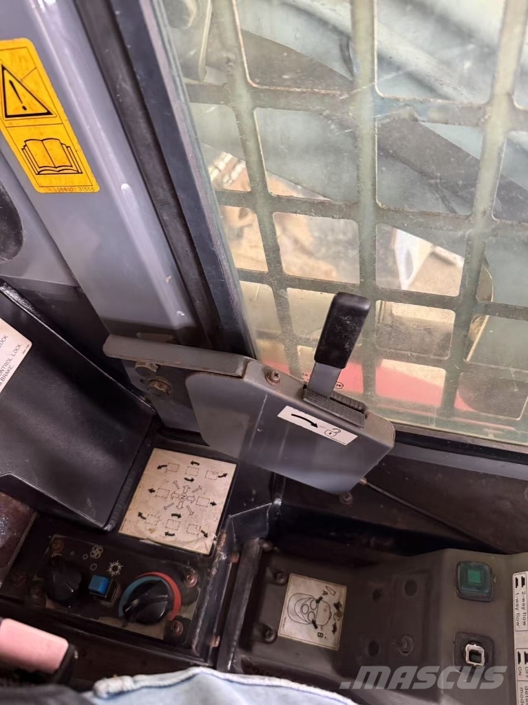 Takeuchi TL150 Rupsladers
