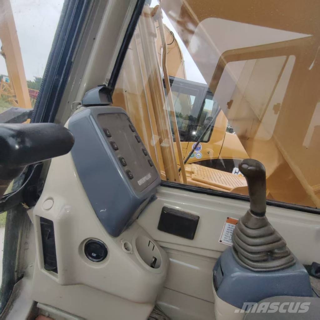 CAT CAT320BL 중형굴삭기 7톤-28톤