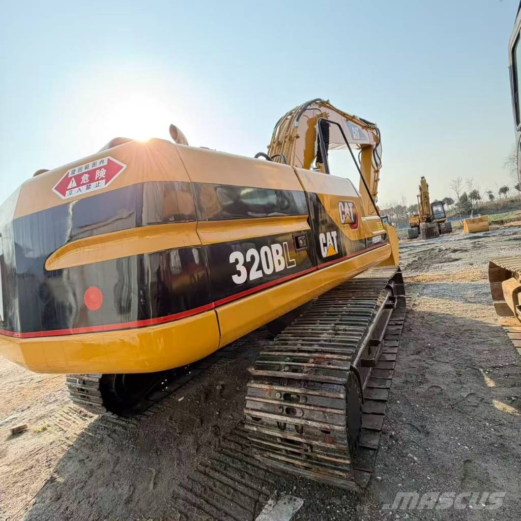 CAT CAT320BL 중형굴삭기 7톤-28톤