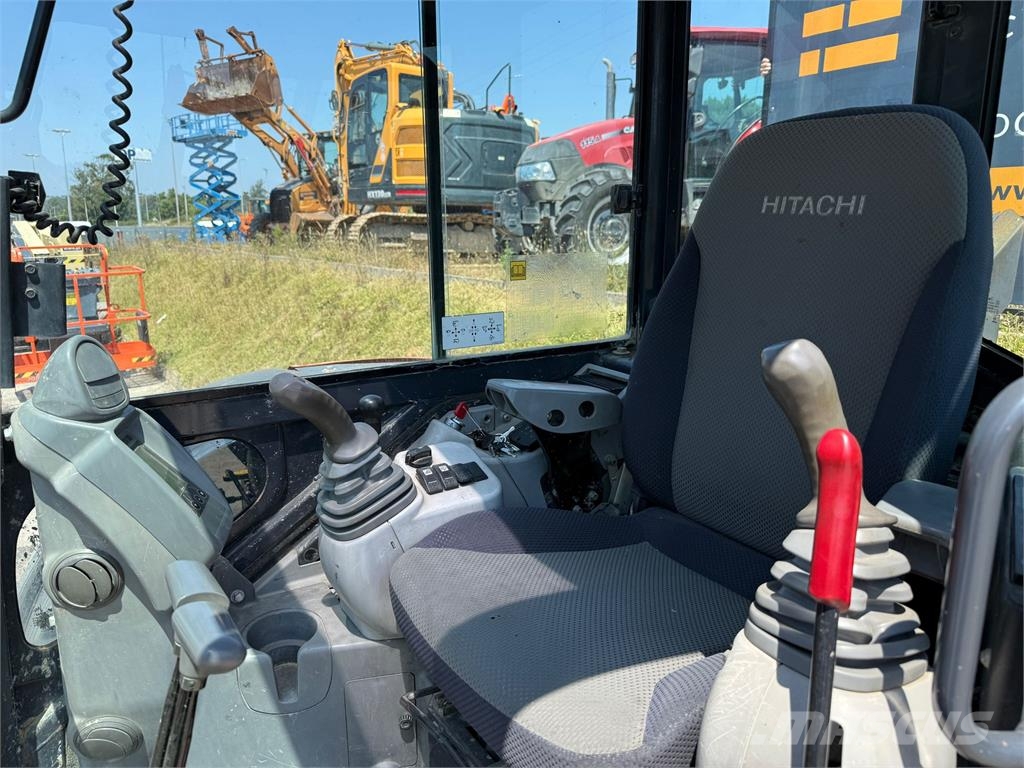 Hitachi ZX48U-5A Miniescavatori
