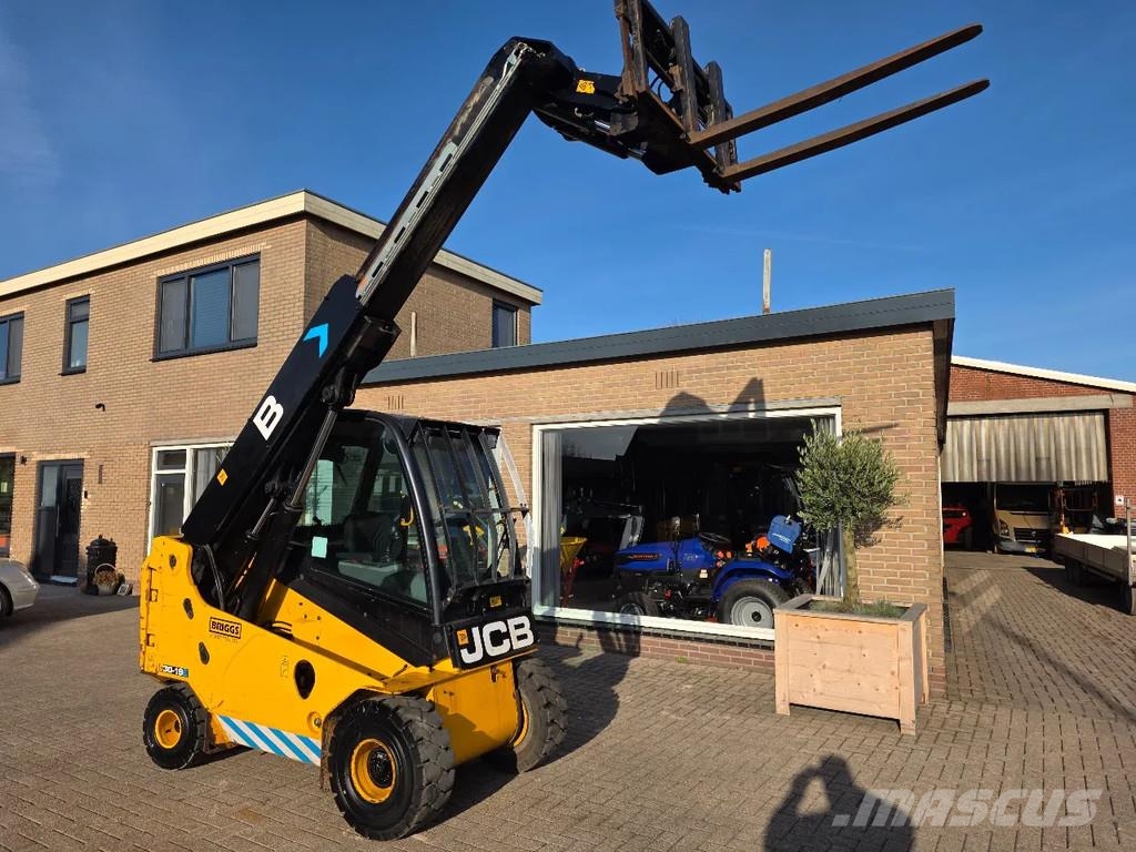 JCB 30e teletruck vereiker heftruck Teleskoplader