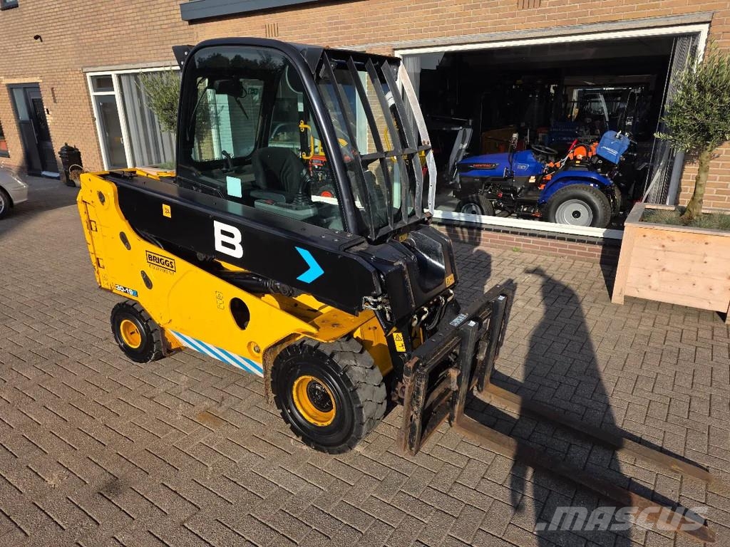 JCB 30e teletruck vereiker heftruck Teleskoplader