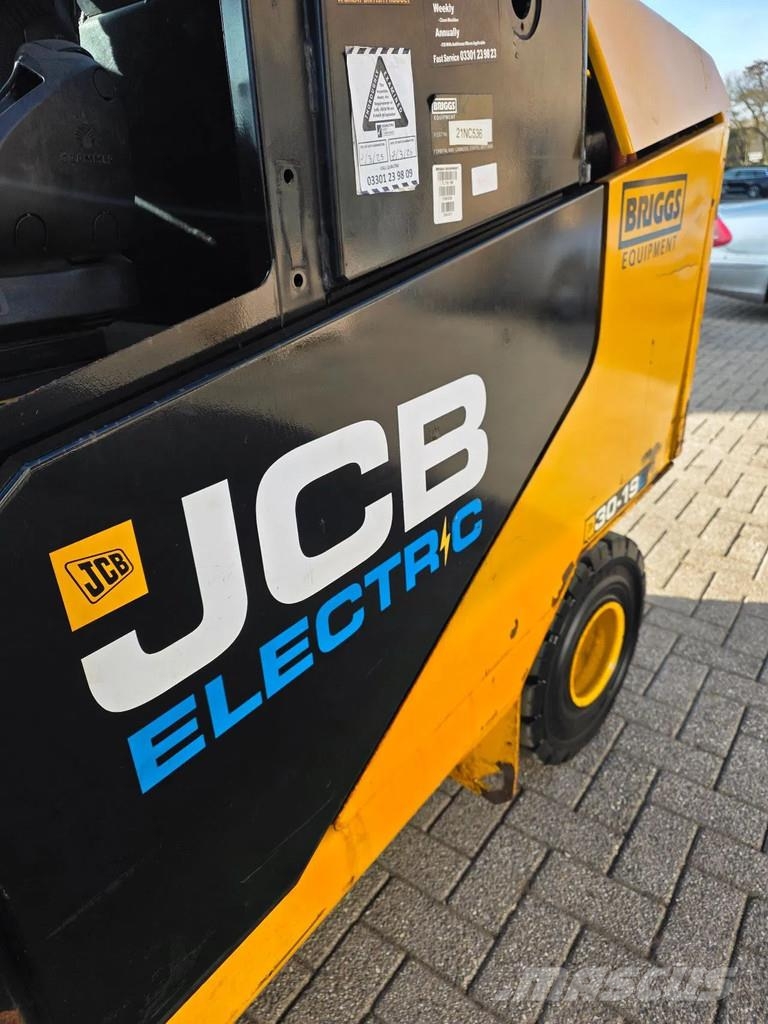 JCB 30e teletruck vereiker heftruck Teleskoplader