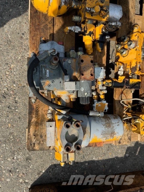 Liebherr R 954 B USED HYDRAULIC PARTS COMPLET 液压