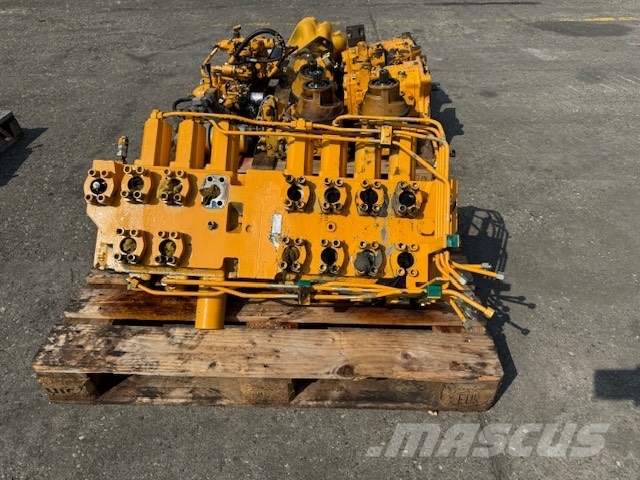 Liebherr R 954 B USED HYDRAULIC PARTS COMPLET 液压