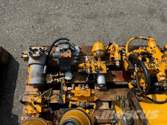 Liebherr R 954 B USED HYDRAULIC PARTS COMPLET 液压