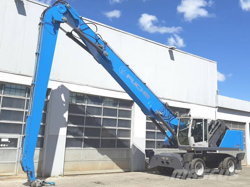 Fuchs MHL 360 F Paleta de manipulare
