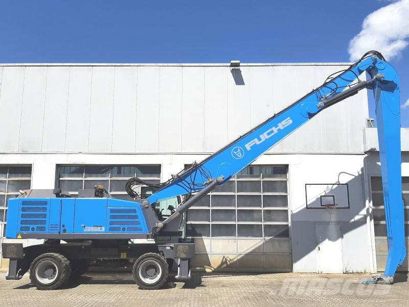 Fuchs MHL 360 F Paleta de manipulare