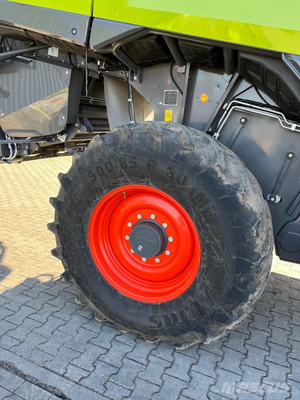 CLAAS Lexion 8700 TT Kombajni