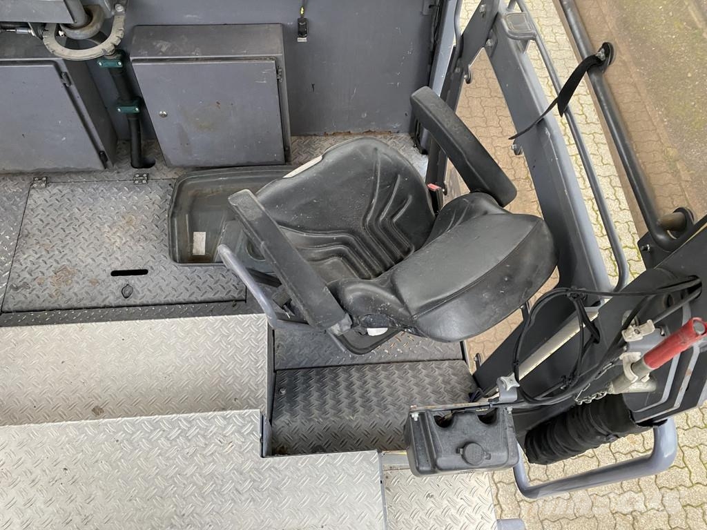 Bomag BMF 2500 S Other
