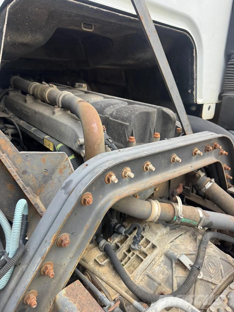 Renault Kerax **370-CAMION FRANCAIS** شاحنات الرافعات الخطافية