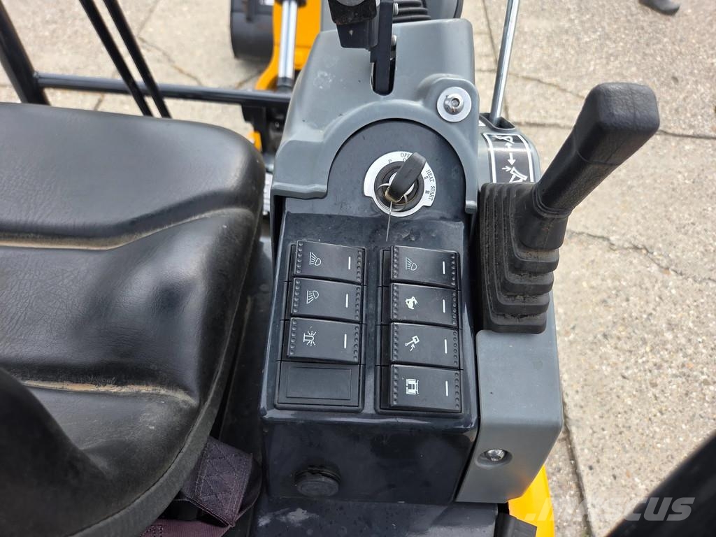 Yuchaï U17 DEMOMODEL ALS NIEUW! Minigraafmachines < 7t