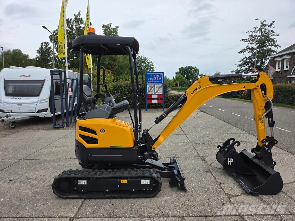 Yuchaï U17 DEMOMODEL ALS NIEUW! Minigraafmachines < 7t
