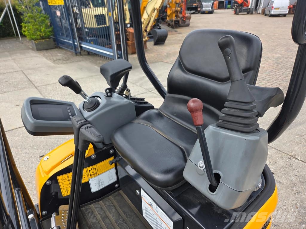 Yuchaï U17 DEMOMODEL ALS NIEUW! Minigraafmachines < 7t