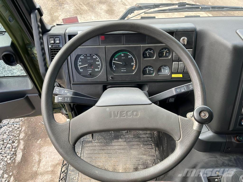 Iveco Fresia F 2000 4x4 SNOW PLOW / BROOM / BLOWER Balayeuse / Autolaveuse
