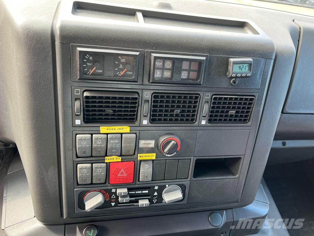 Iveco Fresia F 2000 4x4 SNOW PLOW / BROOM / BLOWER Balayeuse / Autolaveuse