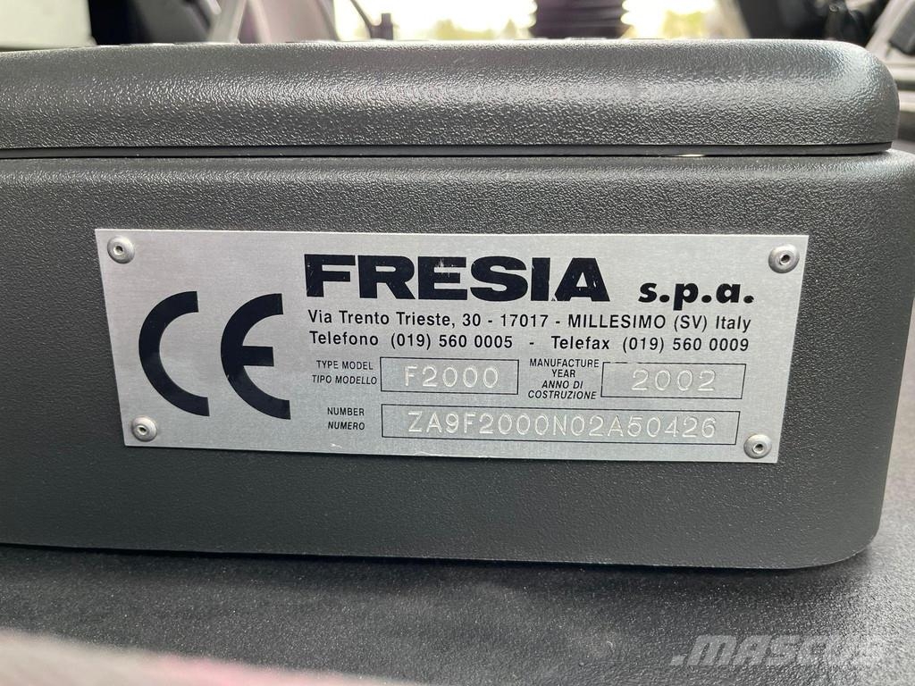 Iveco Fresia F 2000 4x4 SNOW PLOW / BROOM / BLOWER Balayeuse / Autolaveuse