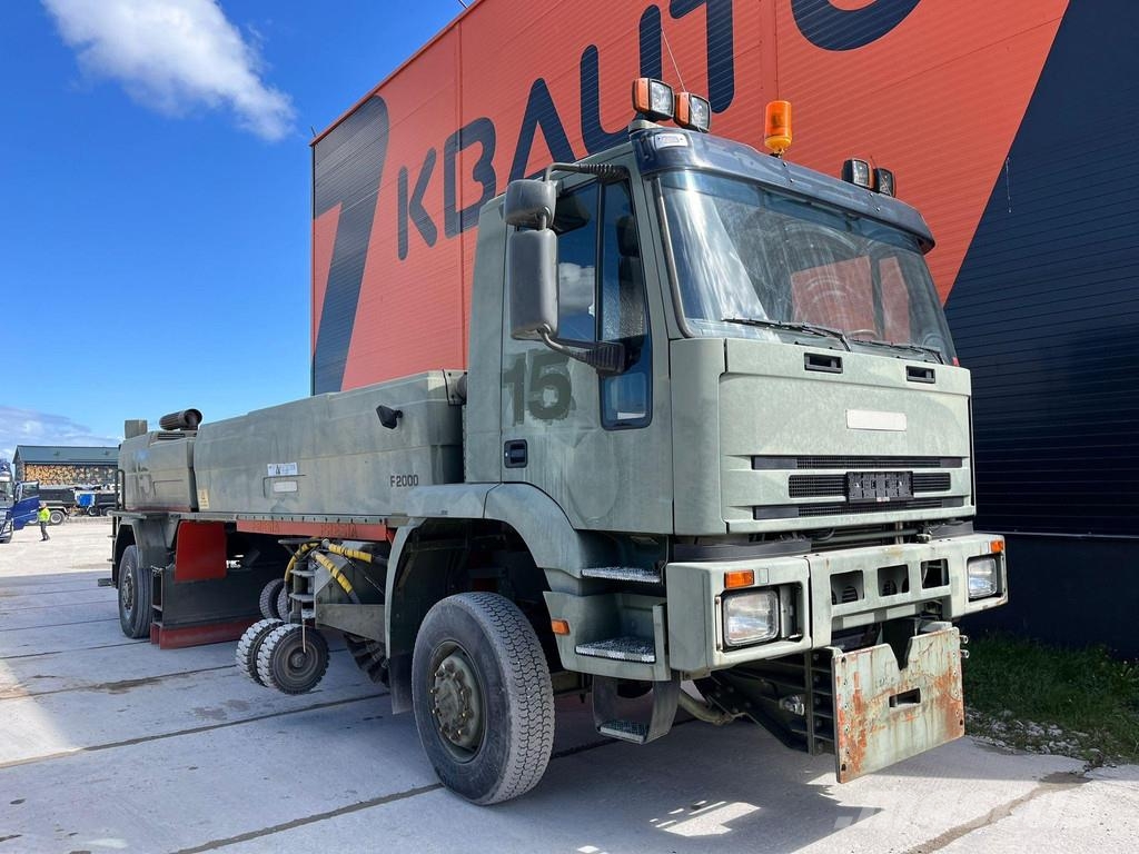 Iveco Fresia F 2000 4x4 SNOW PLOW / BROOM / BLOWER Balayeuse / Autolaveuse