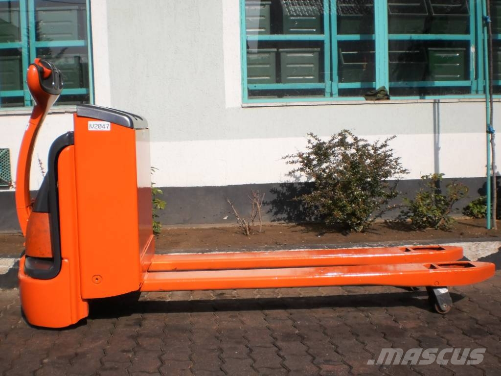 Linde T18 /360/ (LONG 1600) V-2047 OB Kézi raklapemelők