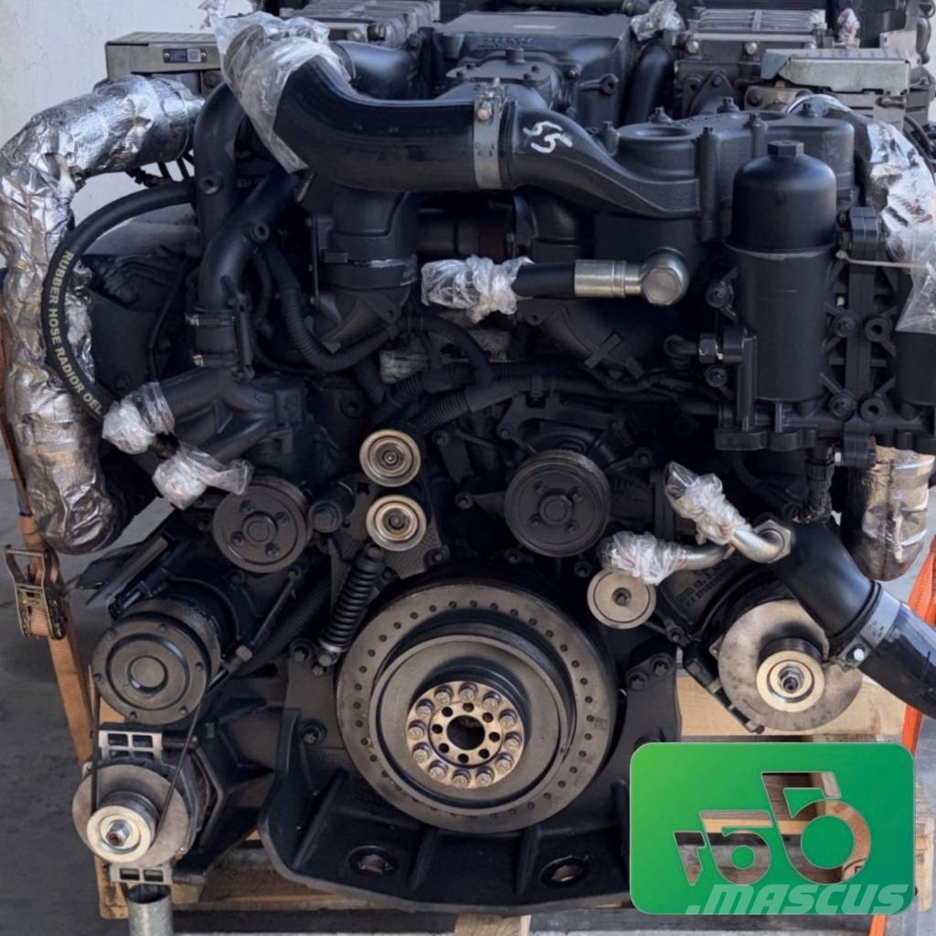 Fendt Katana 85 MTU V12 21.1L Engine Motoren