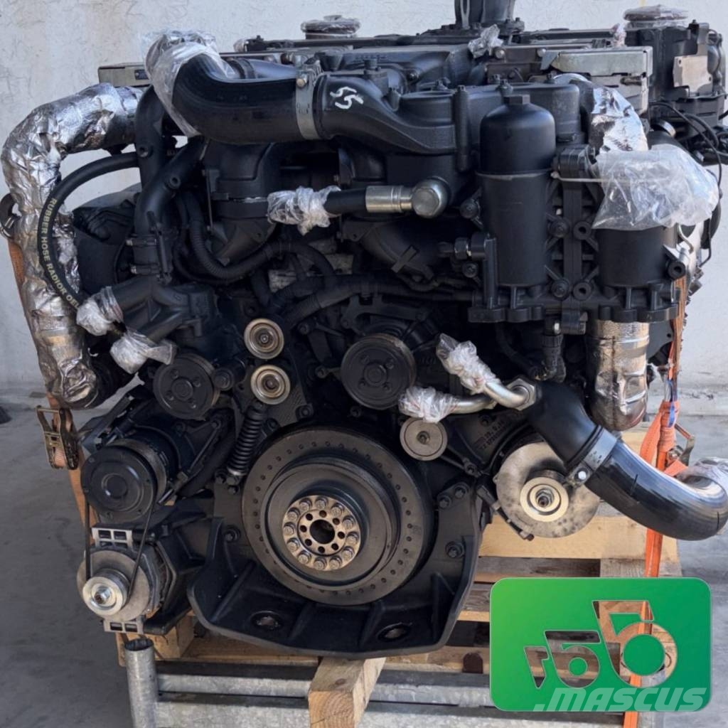 Fendt Katana 85 MTU V12 21.1L Engine Motoren