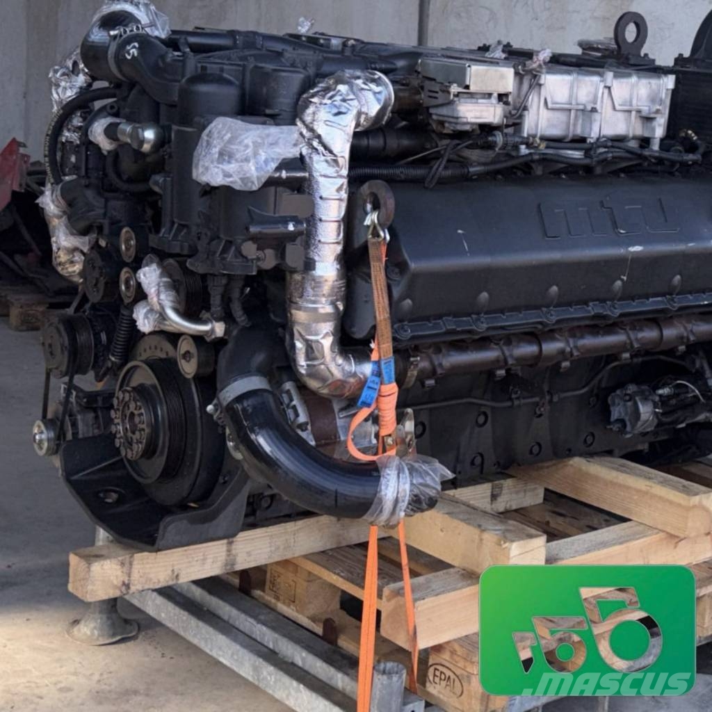 Fendt Katana 85 MTU V12 21.1L Engine Motoren