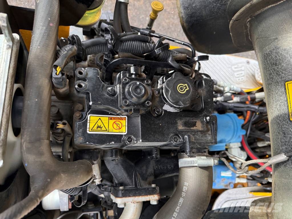 JCB 8008 CTS Miniescavatori