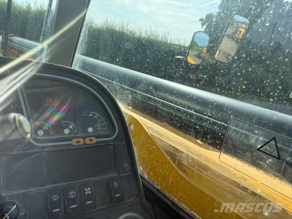 JCB 535 V 140 Telescopic handlers